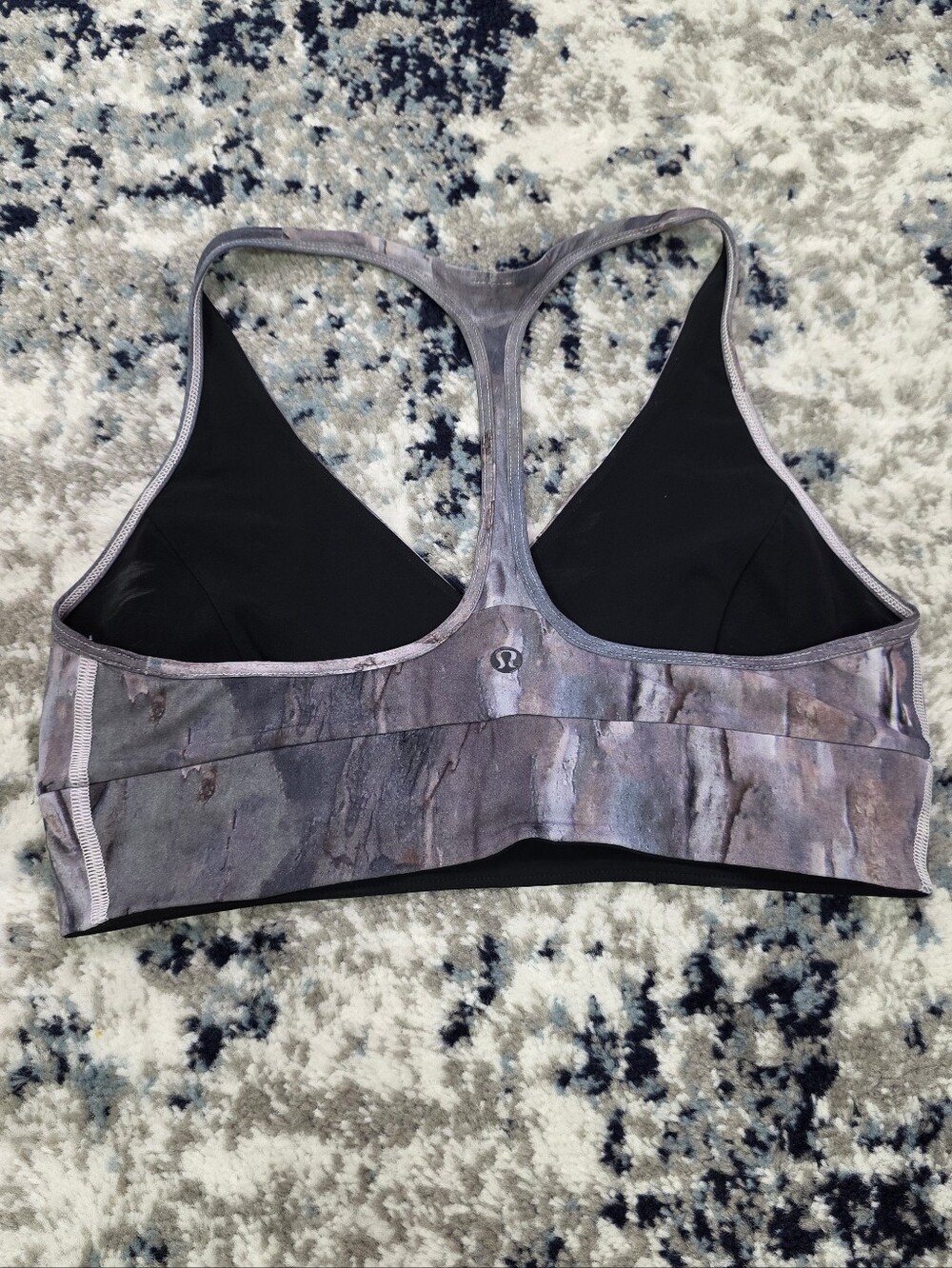 Lululemon Seamless Marble-Print Reversible Sports Bra - Picture 2 of 6